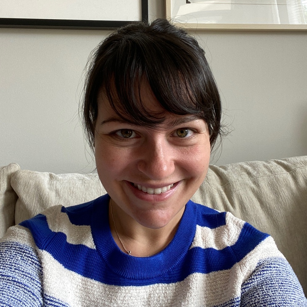 Meet your Posher, Claudia